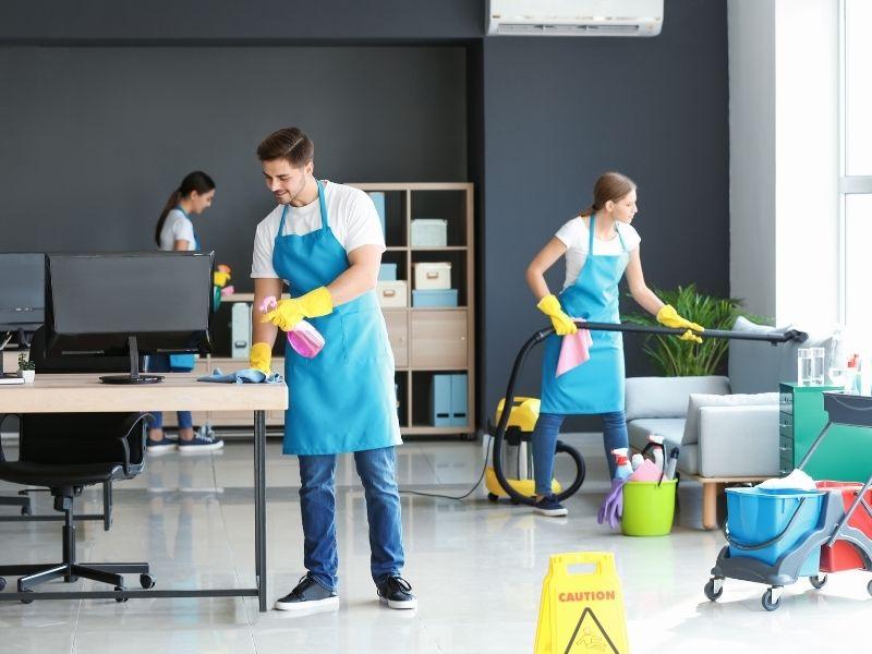 Zyski firmy sprzątającej