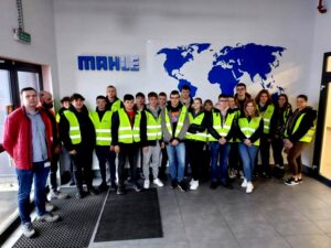 MAHLE – kluczowy gracz w przemyśle motoryzacyjnym, który warto poznać