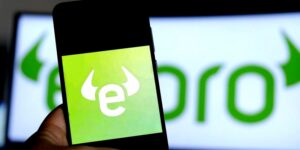 Ile można zarobić na eToro? Realne zyski, koszty i ryzyko