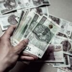 Kto udziela pożyczek zadłużonym? Legalne opcje i pułapki finansowe